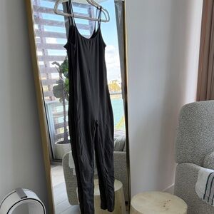 Gray bumpsuit XS long onesie